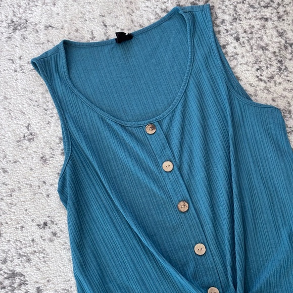 W5 Women's Sleeveless Tank Top Shirt SZ Medium - Picture 7 of 12